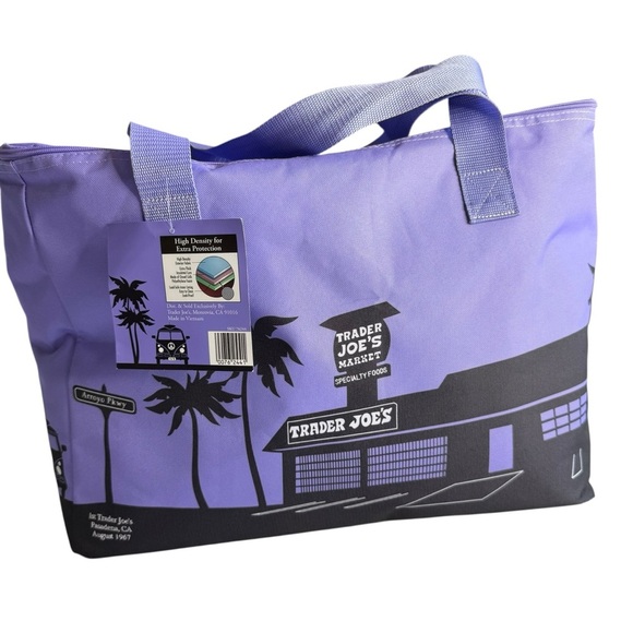 Trader Joe's Purple Large Insulated Limited Edition Tote Bag - Picture 6 of 14